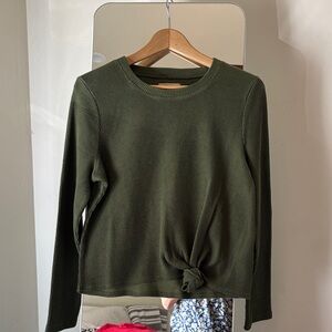 NWT Madewell Dark Green front Knotted Long Sleeve Top